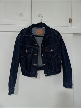 Dark wash denim jean jacket